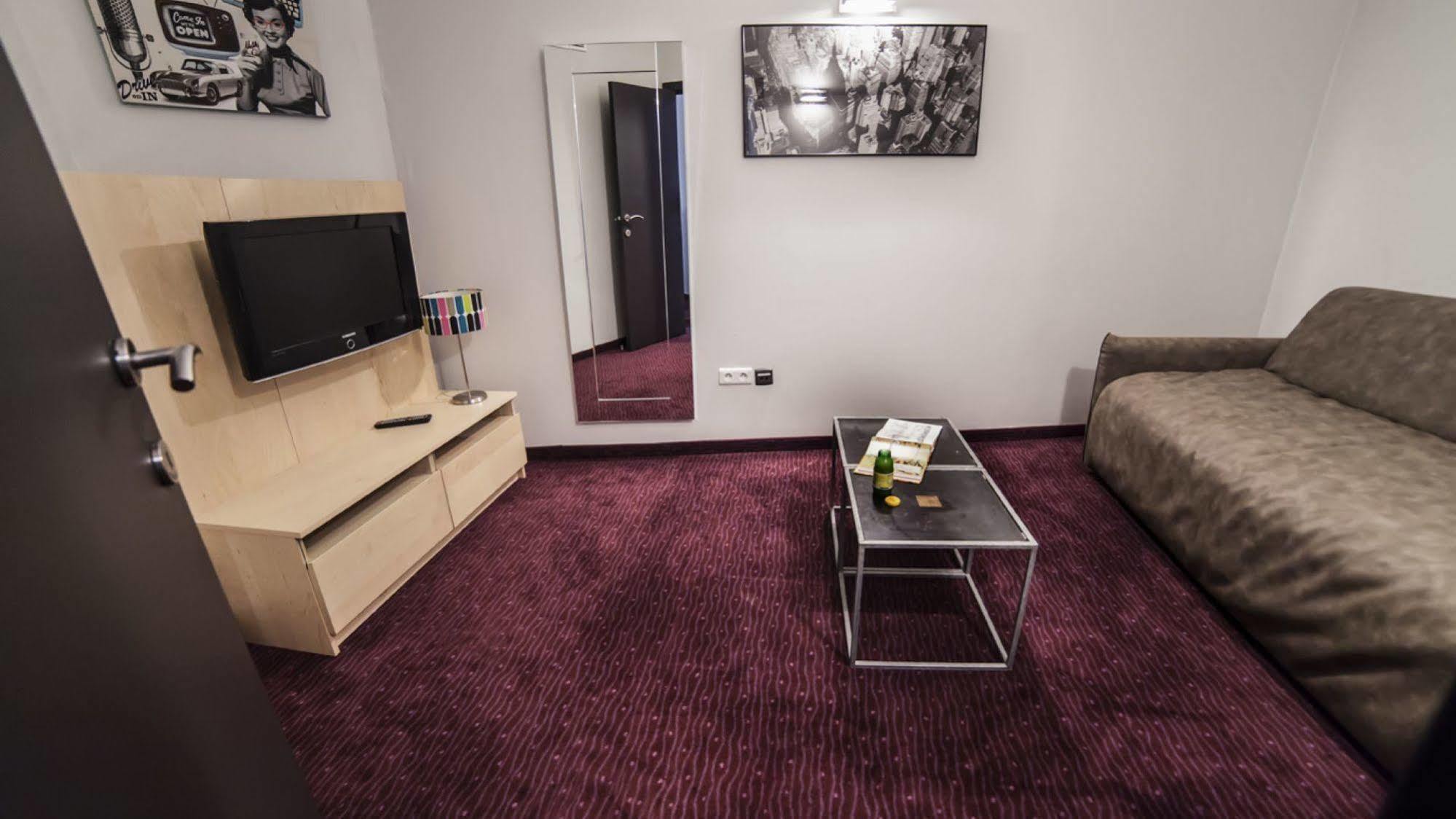 Hotel Kanaï Lille Bagian luar foto
